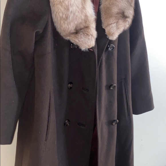 Fisher pea coat with real fur collar - Picture 9 of 16